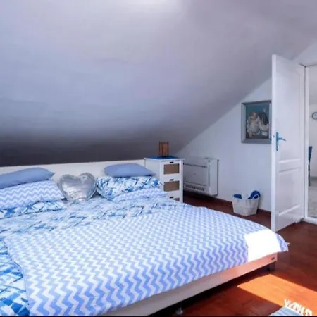 Seafront Villa Domus Marini Apartments * Hvar Town