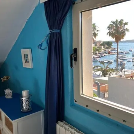 Seafront Villa Domus Marini Apartments Apartamento Hvar Town