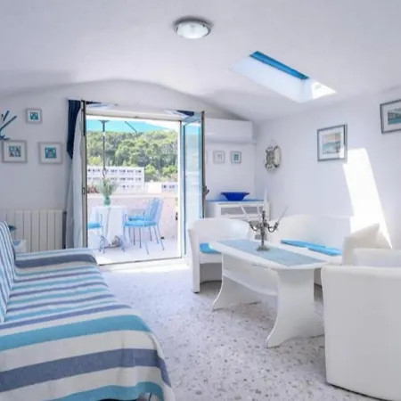 Seafront Villa Domus Marini Apartments Apartment